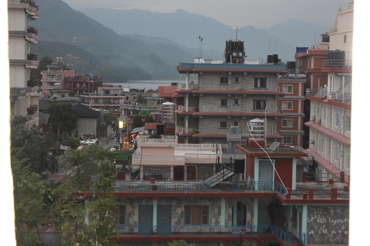 Hotel Snow Leopard Pokhara Exterior foto
