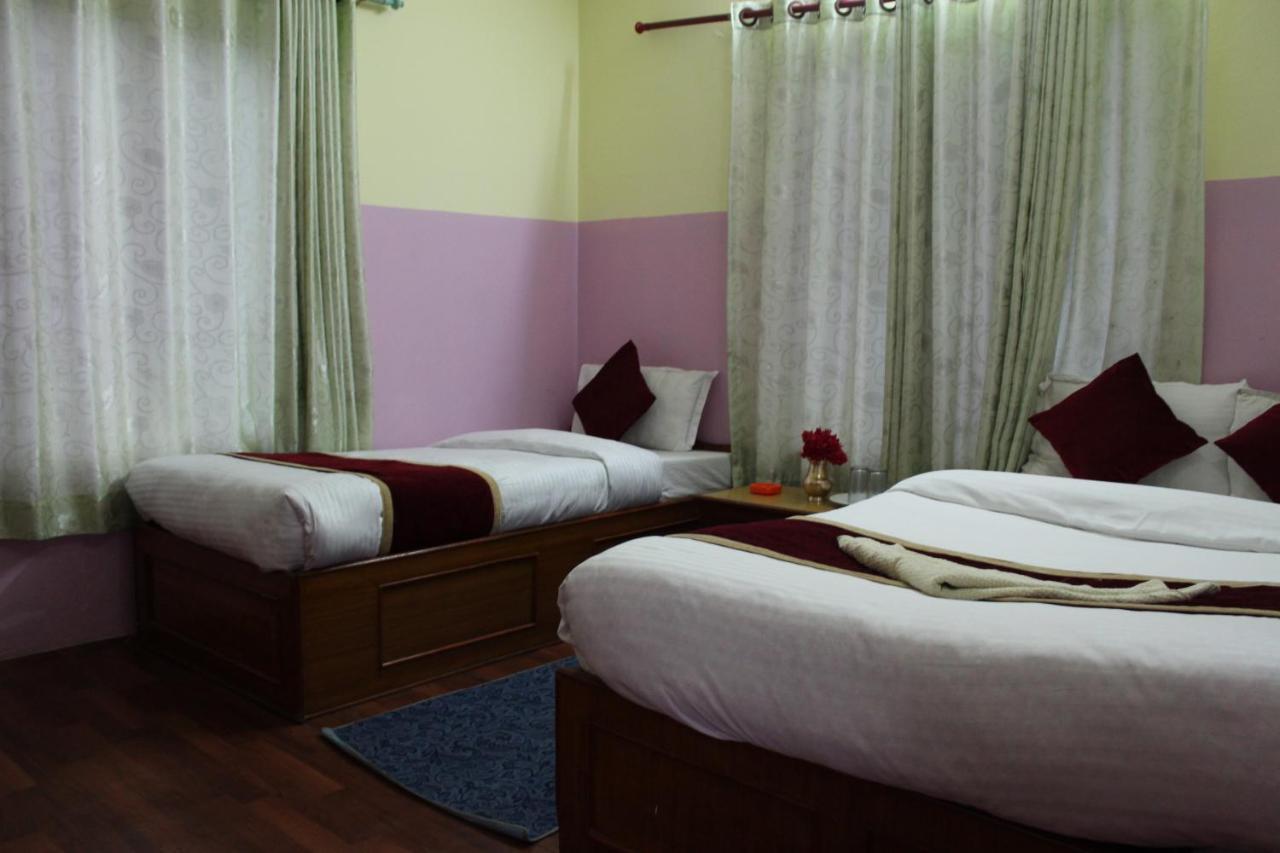 Hotel Snow Leopard Pokhara Exterior foto